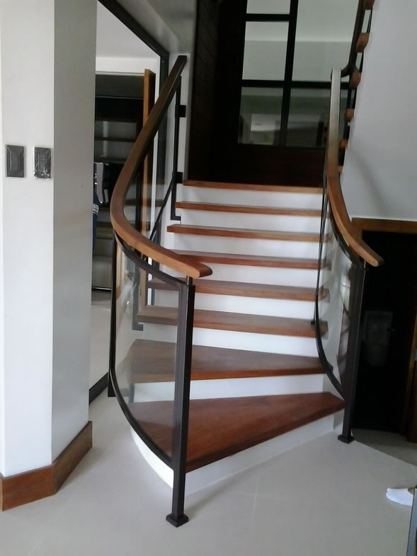 Stair Clear Tempered Glass with Wrought Iron Frame Stair Clear Tempered Glass with Wrought Iron Frame