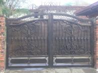 Entrance Gate in Antique Copper Finish Entrance Gate in Antique Copper Finish